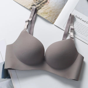 Wireless Seamless Plunge Bra