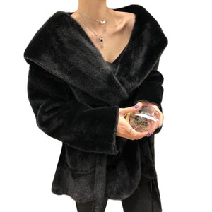 Lautaro Black Warm Oversized Faux Fur Coat