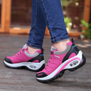 Air Cushioned Breathable Tennis Shoes