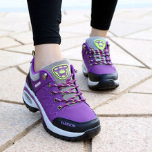 Air Cushioned Breathable Tennis Shoes