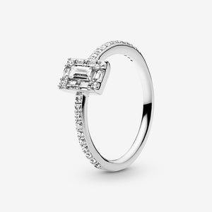 Authentic Designer Style Uniquie Engagement Ring