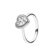 Authentic Designer Style Uniquie Engagement Ring