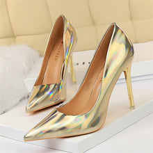 10.5cm High Heel Valentine Pumps