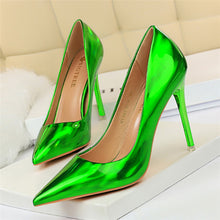 10.5cm High Heel Valentine Pumps